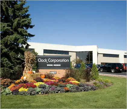 SOF 2025 01158 thuong hieu Clack corp 3 Hệ thống lọc nước đầu nguồn Clack 1354 CI-01 Media Thế Giới Lọc Tổng