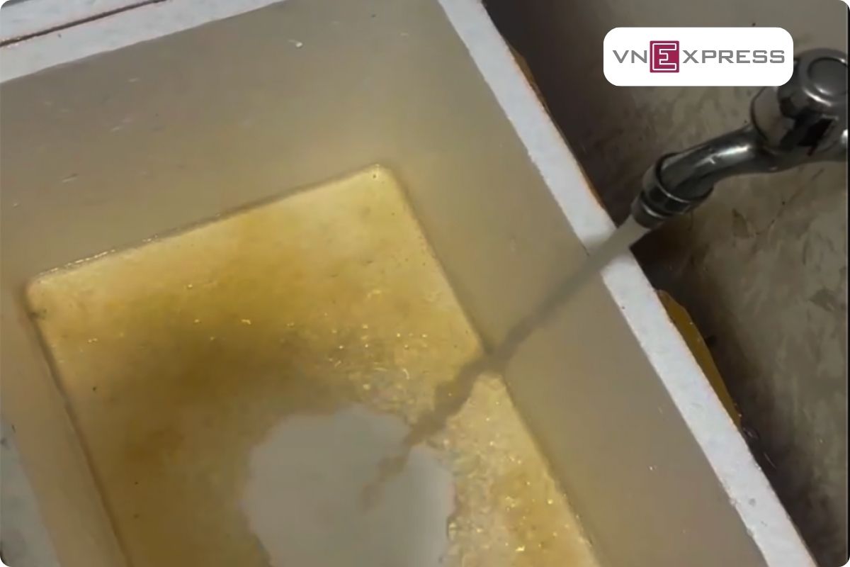 Báo Vnexpress đưa tin: “Hơn 400 hộ dân chung cư ở TP HCM phản ánh nước sinh hoạt ô nhiễm”